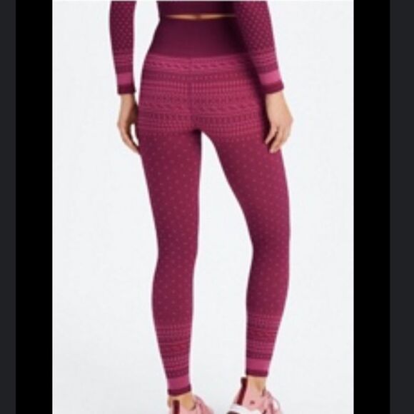 Fabletics faire isle leggings - Picture 2 of 12